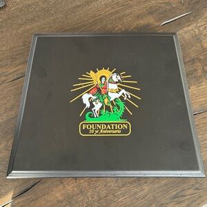 Foundation 10 Year Aniversario Empty Cigar Box – Wooden Keepsake / Storage Box